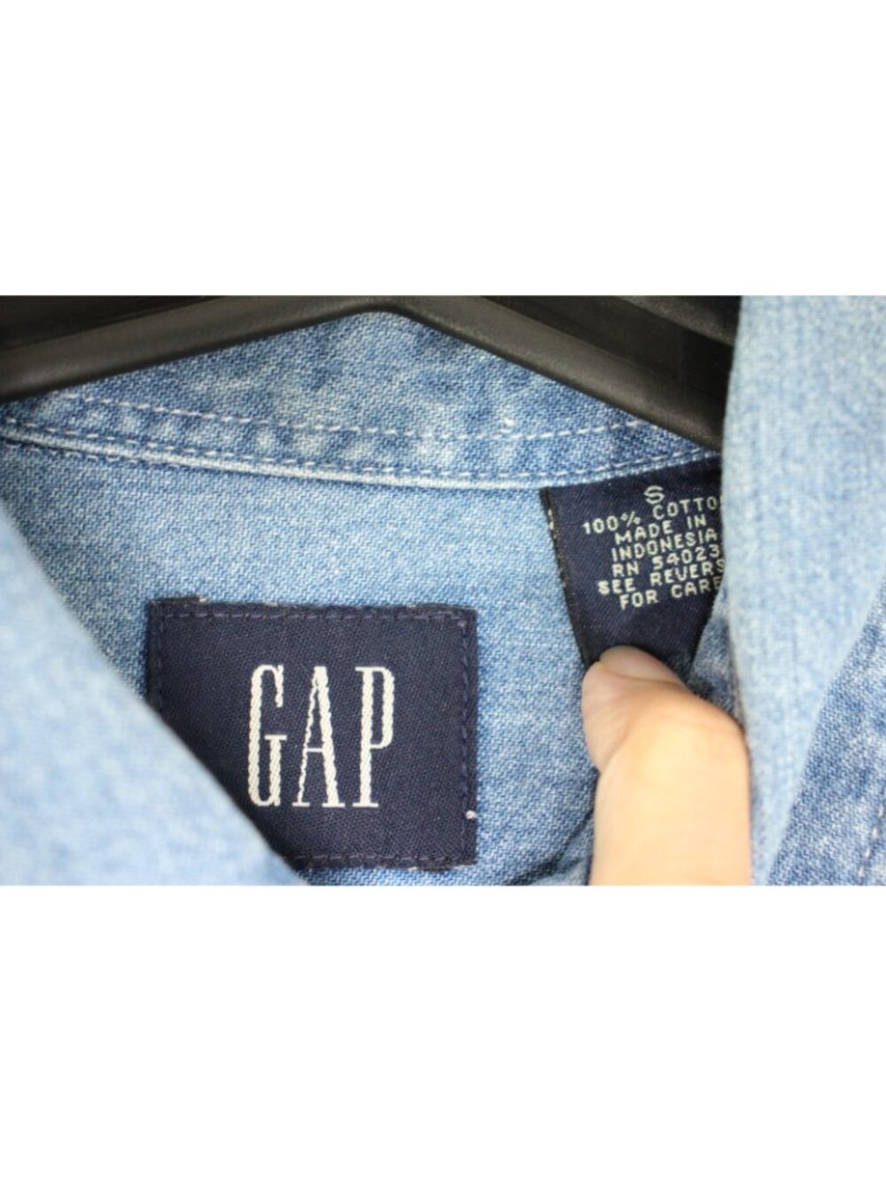 Vintage GAP Mens Small Pocket Denim Button Up Shirt O1011 - Picture 3 of 4